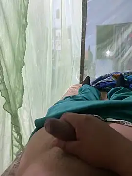 Avilespozo19993 online show from November 26, 2025, 2:33 am