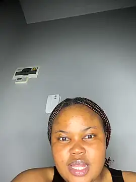 Curveysinaa online show from September 10, 2025, 5:39 am