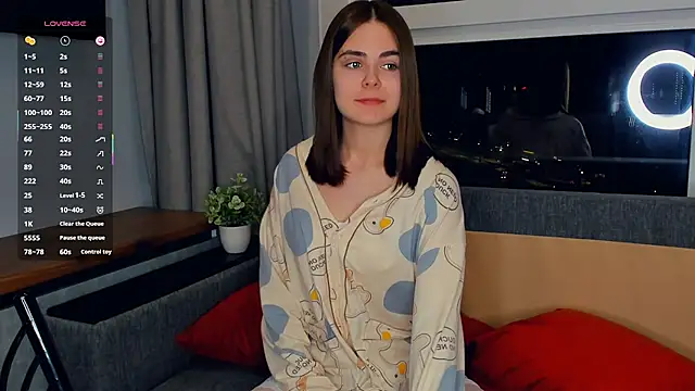 JulianaHaith online show from March 1, 2025, 1:32 am