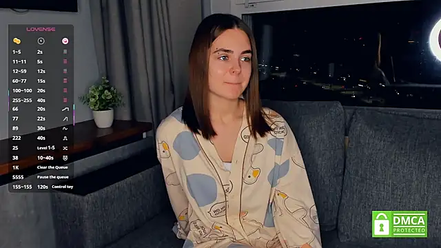 JulianaHaith online show from March 8, 2025, 3:45 pm