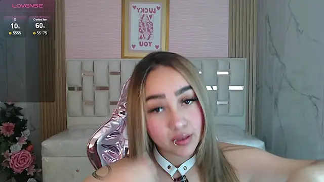 Snapshot of merloth_sub chatting on March 15, 2025, 4:35 am merloth sub online show from March 15, 2025, 4:35 am