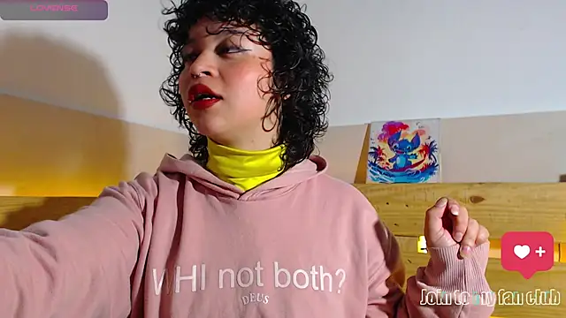 Snapshot of Bitsy_Messy chatting on February 12, 2026, 11:59 pm Bitsy Messy online show from February 12, 2026, 11:59 pm