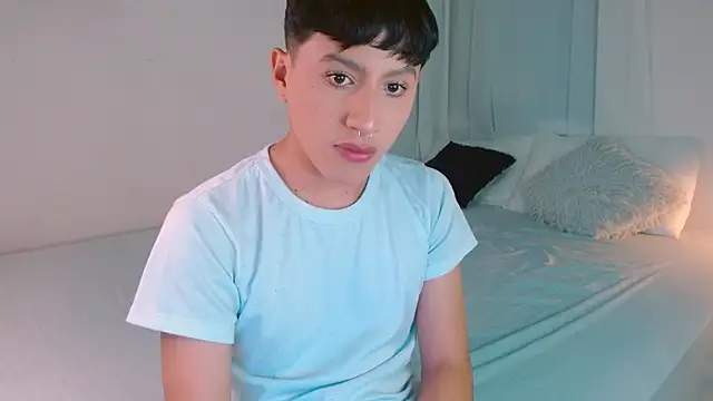Snapshot of dilan_sp chatting on January 9, 2025, 12:03 am dilan sp online show from January 9, 2025, 12:03 am