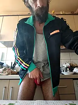 Snapshot of vulpe8400 chatting on March 20, 2025, 10:43 am vulpe8400 online show from March 20, 2025, 10:43 am