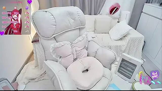 Feifei-cn online show from March 29, 2026, 12:56 am