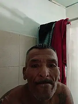 Snapshot of Vergonzoso6 chatting on June 27, 2026, 5:46 am Vergonzoso6 online show from June 27, 2026, 5:46 am