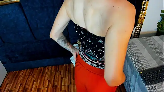 Snapshot of fulfill_fantasies1 chatting on October 6, 2025, 1:40 am fulfill fantasies1 online show from October 6, 2025, 1:40 am