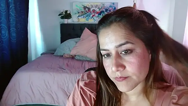 Snapshot of Amelidijon_ chatting on December 11, 2024, 4:53 pm Amelidijon online show from December 11, 2024, 4:53 pm