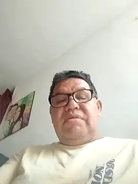 Snapshot of catatunboculion chatting on December 20, 2025, 11:57 am catatunboculion online show from December 20, 2025, 11:57 am