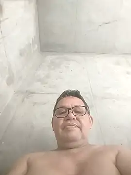 Snapshot of catatunboculion chatting on February 4, 2026, 9:21 pm catatunboculion online show from February 4, 2026, 9:21 pm