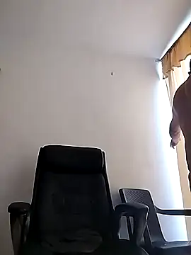 Snapshot of catatunboculion chatting on February 15, 2026, 12:59 pm catatunboculion online show from February 15, 2026, 12:59 pm