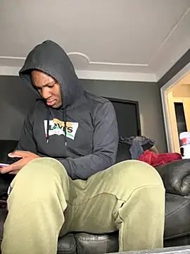 Festivitiesking1 online show from November 11, 2025, 1:17 pm