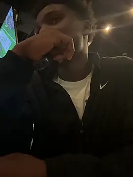 Snapshot of Festivitiesking1 chatting on October 26, 2025, 2:34 am Festivitiesking1 online show from October 26, 2025, 2:34 am