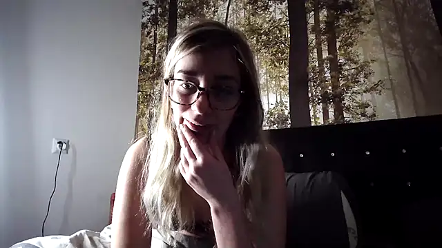 ginachiron online show from January 26, 2025, 6:58 pm