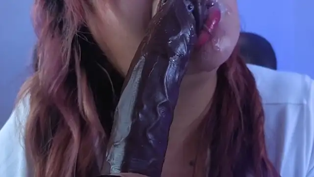 Snapshot of Agatha_humidity chatting on November 19, 2025, 4:23 am Agatha humidity online show from November 19, 2025, 4:23 am