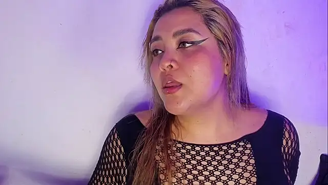 Snapshot of Agatha_humidity chatting on February 16, 2026, 9:34 pm Agatha humidity online show from February 16, 2026, 9:34 pm