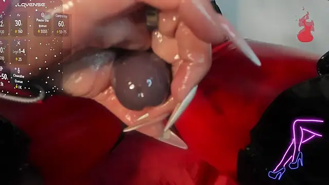 Molenna queenn online show from December 24, 2024, 11:11 pm