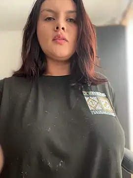 Snapshot of SabrinaVega chatting on May 26, 2026, 2:26 pm SabrinaVega online show from May 26, 2026, 2:26 pm