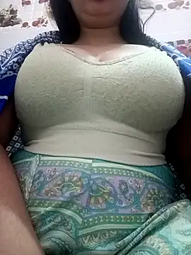 cute-mahek online show from November 23, 2025, 12:31 am