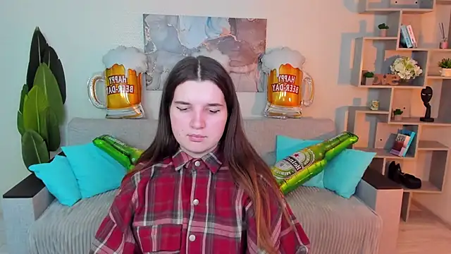 BonneyLove online show from September 19, 2025, 5:50 pm