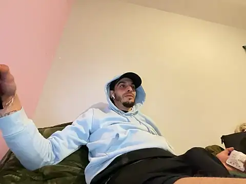 Rebeu313 online show from March 6, 2026, 8:48 pm