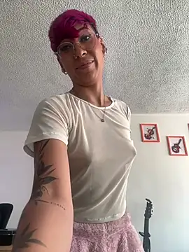 MiaMorgan  online show from April 14, 2026, 2:11 pm