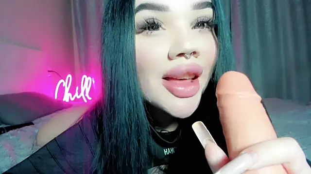 Snapshot of Aira_vi chatting on March 13, 2025, 1:50 pm Aira vi online show from March 13, 2025, 1:50 pm