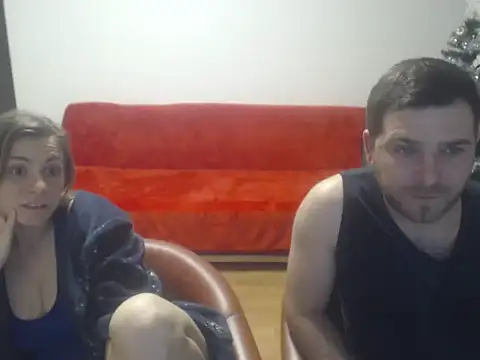 Snapshot of AngelAndDevil92 chatting on December 5, 2024, 8:28 pm AngelAndDevil92 online show from December 5, 2024, 8:28 pm