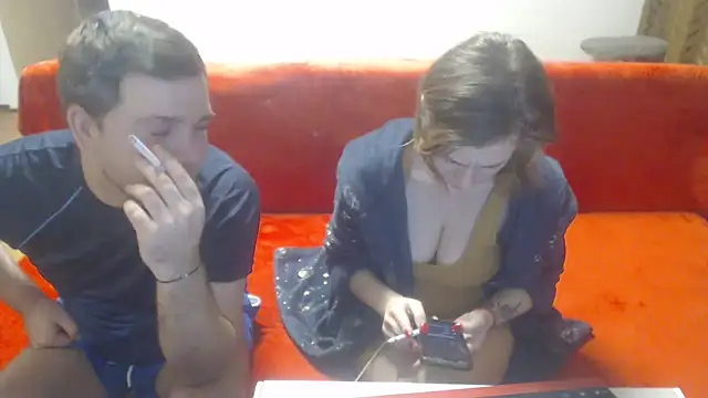 Snapshot of AngelAndDevil92 chatting on January 28, 2025, 8:58 pm AngelAndDevil92 online show from January 28, 2025, 8:58 pm