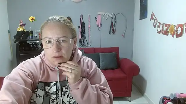 Snapshot of emperabigbootybigass chatting on March 20, 2025, 12:22 pm emperabigbootybigass online show from March 20, 2025, 12:22 pm