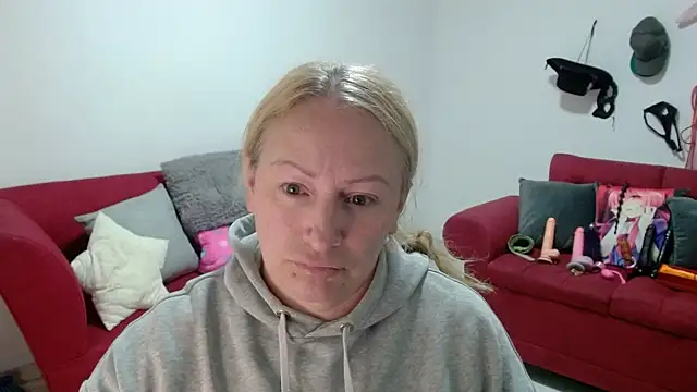 emperabigbootybigass online show from February 2, 2026, 12:26 pm