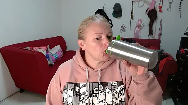 emperabigbootybigass online show from March 11, 2026, 12:21 pm