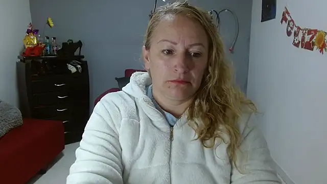 Snapshot of emperabigbootybigass chatting on March 6, 2025, 12:30 pm emperabigbootybigass online show from March 6, 2025, 12:30 pm