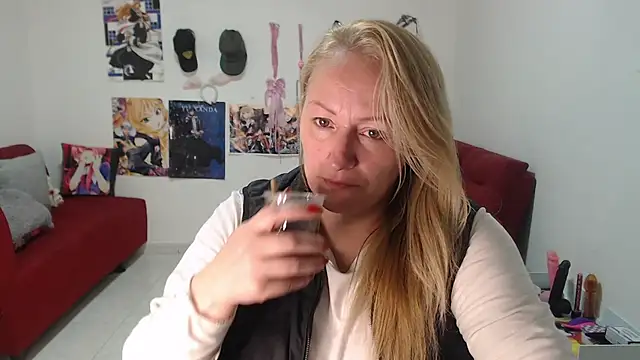 Snapshot of emperabigbootybigass chatting on September 23, 2025, 12:12 pm emperabigbootybigass online show from September 23, 2025, 12:12 pm