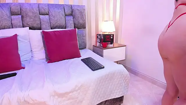 nova lane online show from October 28, 2025, 7:46 pm