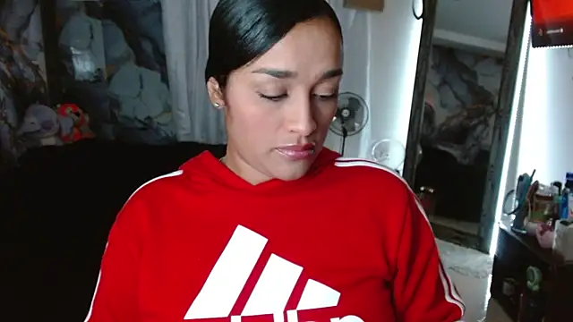 KatalinnaBrown online show from November 11, 2025, 11:27 am