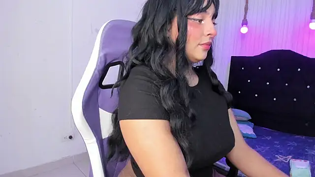 Snapshot of miku_katsuragi chatting on January 7, 2026, 5:12 am miku katsuragi online show from January 7, 2026, 5:12 am