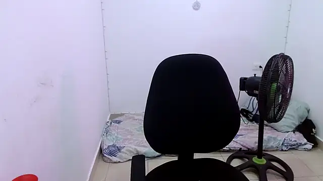 sexy dirty couple2 online show from January 18, 2025, 10:28 am