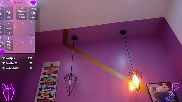 Snapshot of MadameDamn chatting on January 17, 2025, 6:02 pm MadameDamn online show from January 17, 2025, 6:02 pm