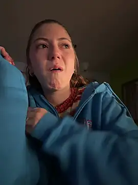 emilycoco online show from March 28, 2026, 5:30 am