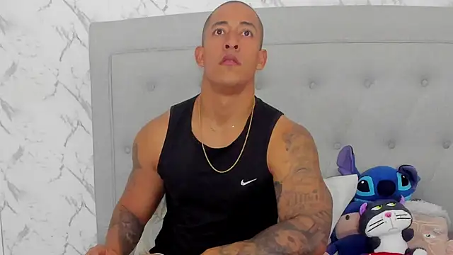 luigiferrara online show from March 12, 2026, 9:19 pm