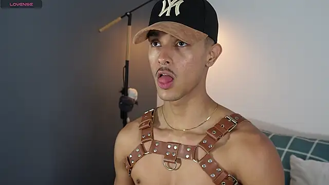 Busterspinter online show from October 11, 2025, 1:23 pm