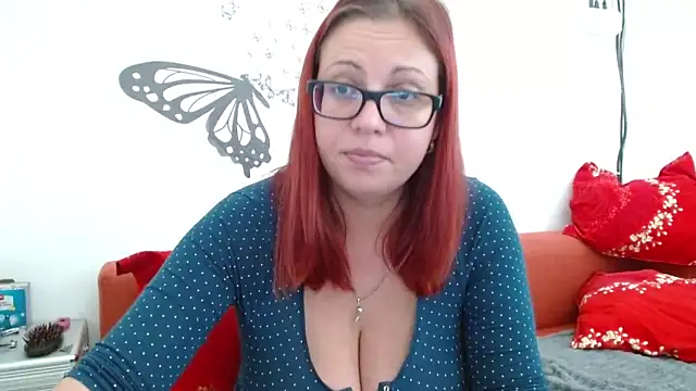 Snapshot of LadyHellene chatting on November 11, 2025, 7:47 am LadyHellene online show from November 11, 2025, 7:47 am