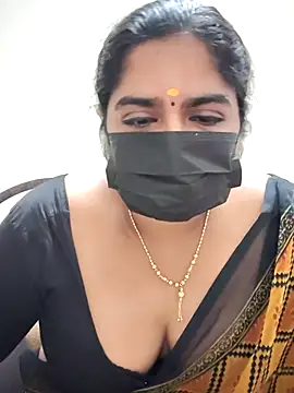 Snapshot of rani_deepa chatting on October 7, 2025, 5:14 pm rani deepa online show from October 7, 2025, 5:14 pm