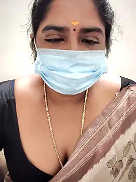 Snapshot of rani_deepa chatting on September 26, 2025, 8:49 pm rani deepa online show from September 26, 2025, 8:49 pm