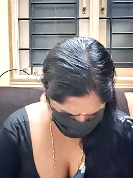 Snapshot of rani_deepa chatting on December 12, 2024, 2:22 pm rani deepa online show from December 12, 2024, 2:22 pm