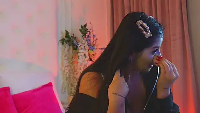 Amberseyes online show from March 29, 2026, 4:36 am