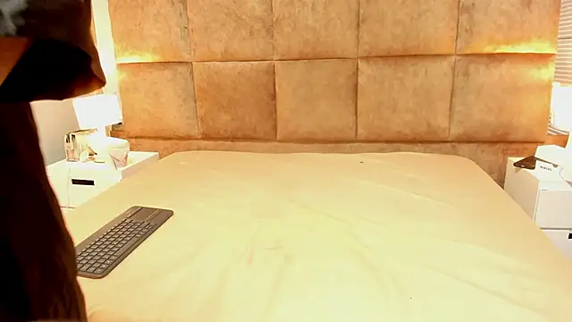 Asia smitth online show from December 9, 2024, 11:58 am