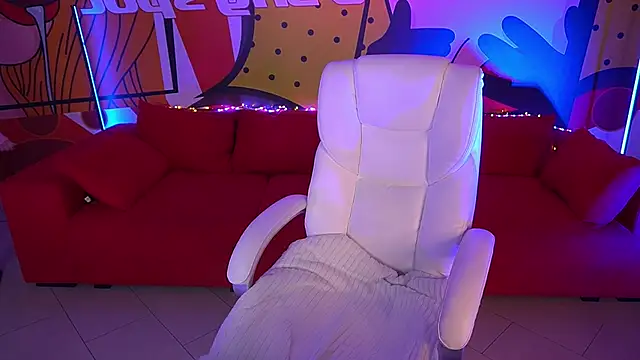 Snapshot of EmilySunshineS chatting on March 19, 2025, 1:21 am EmilySunshineS online show from March 19, 2025, 1:21 am