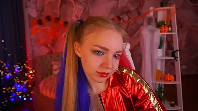 Snapshot of EmilySunshineS chatting on October 31, 2025, 7:38 am EmilySunshineS online show from October 31, 2025, 7:38 am